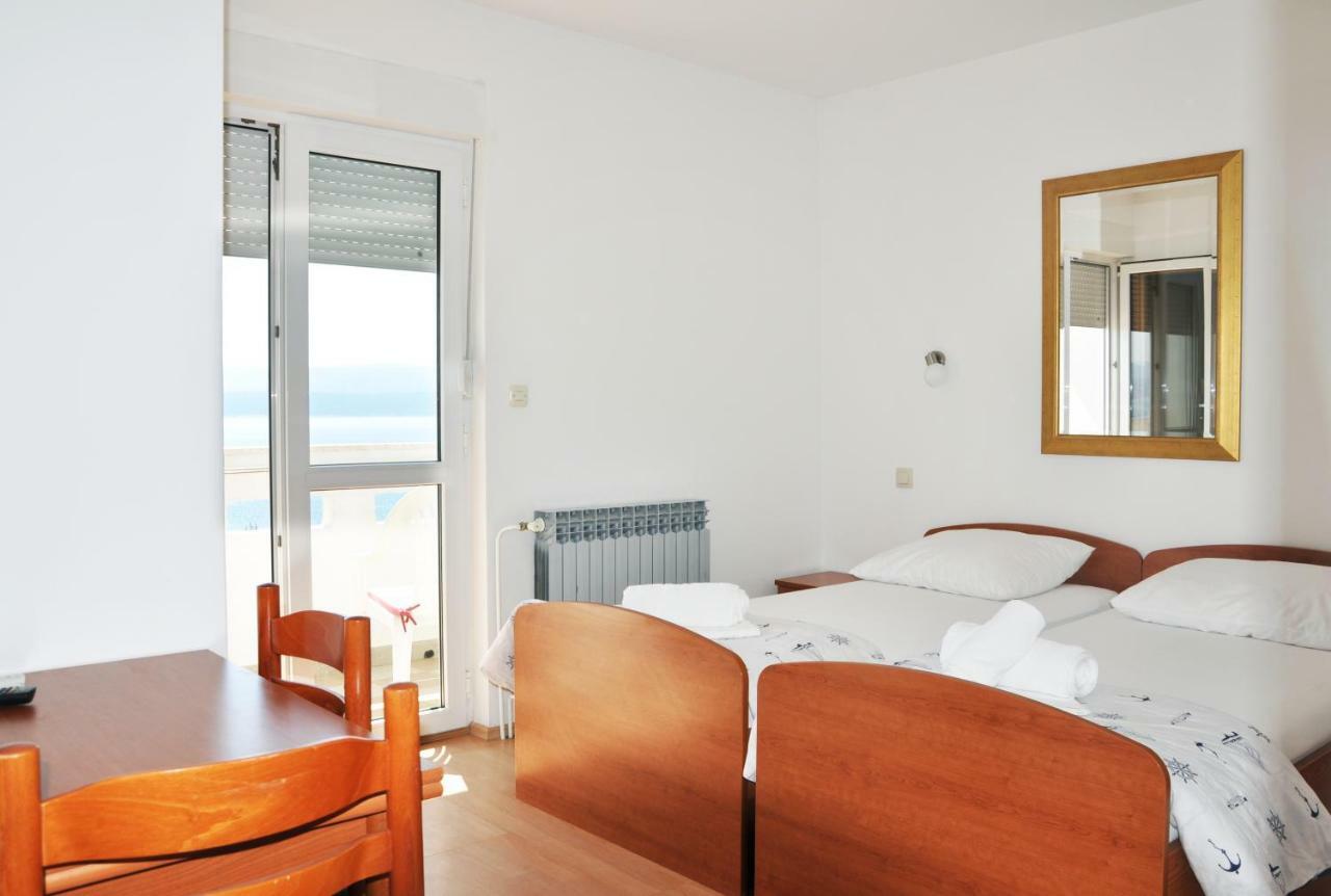 Sunrise Apartments And Studio Apartments 1 Локва-Рогозница Экстерьер фото