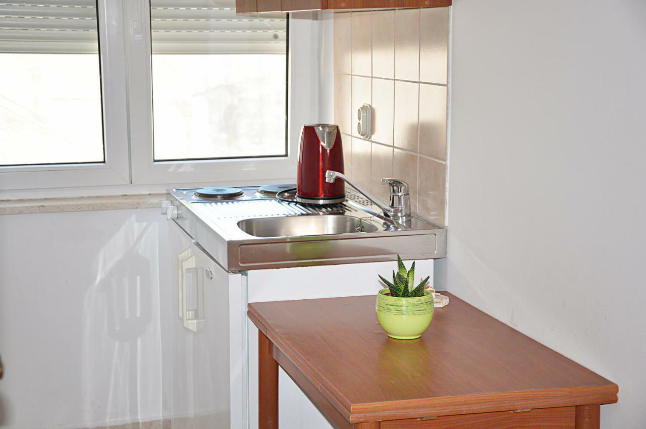 Sunrise Apartments And Studio Apartments 1 Локва-Рогозница Экстерьер фото